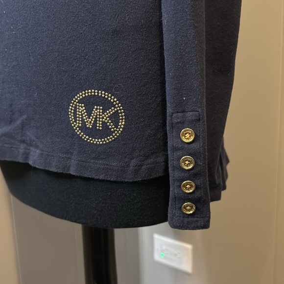 Michael Michael Kors Women’s Small Long Sleeve T Shirt Rhinestone Logo Buttons - Picture 2 of 6
